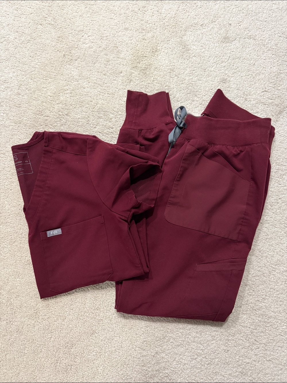 Figs Women's Burgundy Jogger Scrub Set